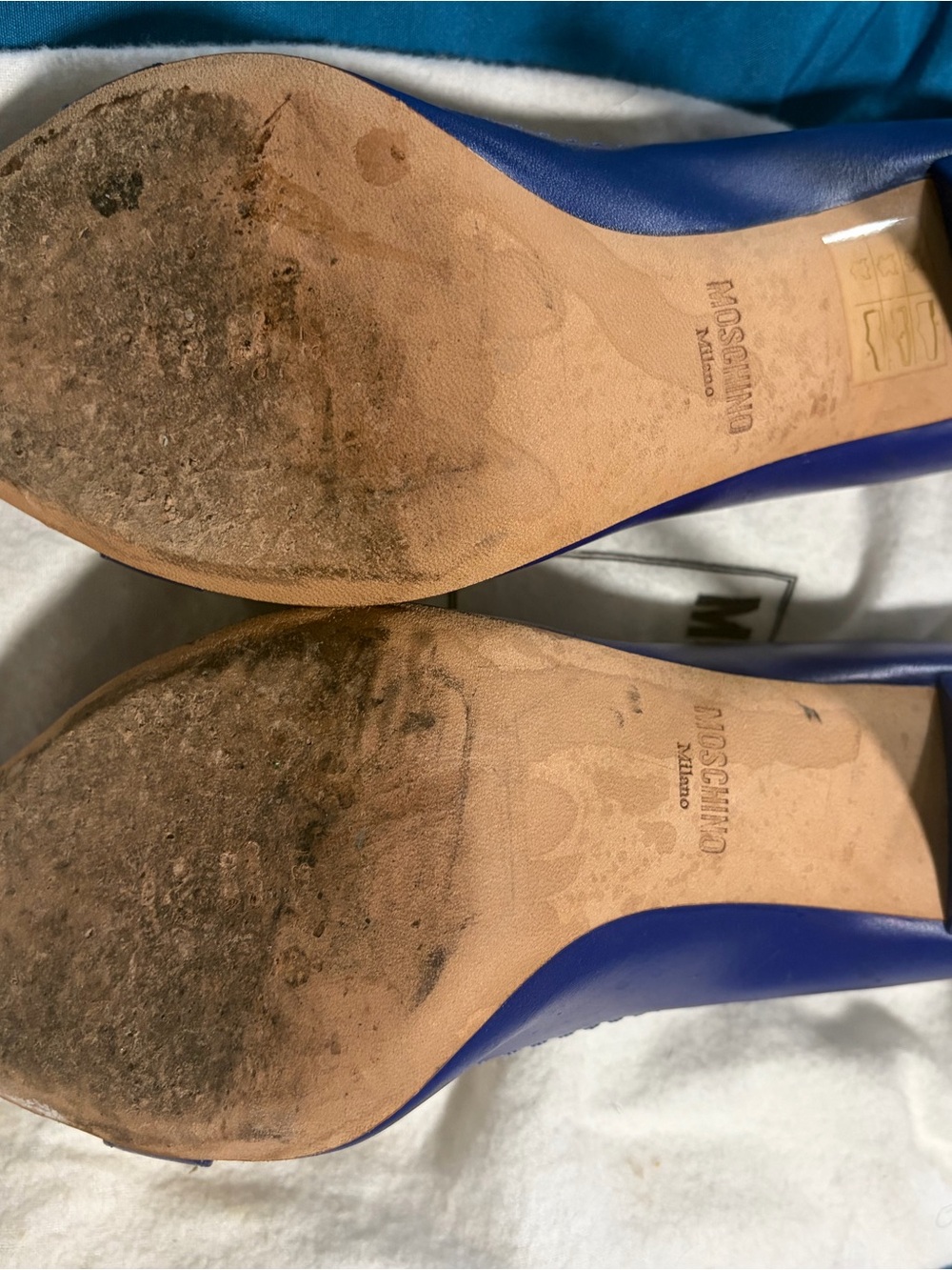 Moschino Cobalt Pointed Toe Pumps with Gold MOSCHINO Logo - Picture 5 of 7
